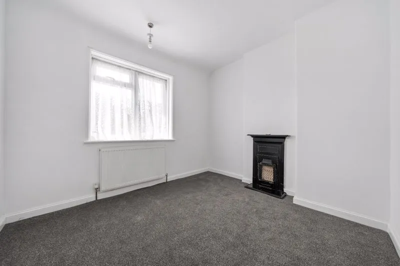 Wrythe Lane, Carshalton SM5 1TX, photo 8