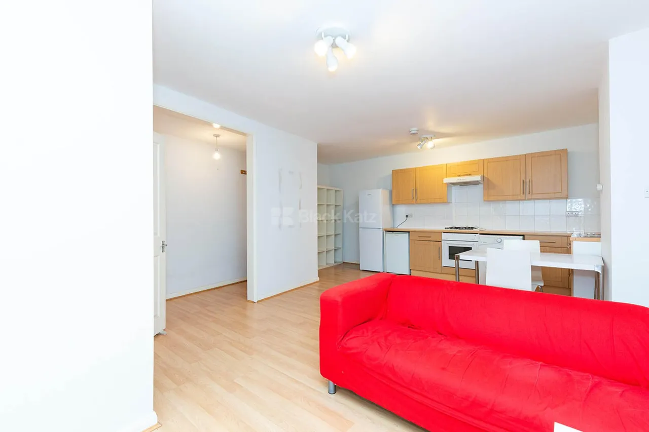 Windus Road, N16, photo 8
