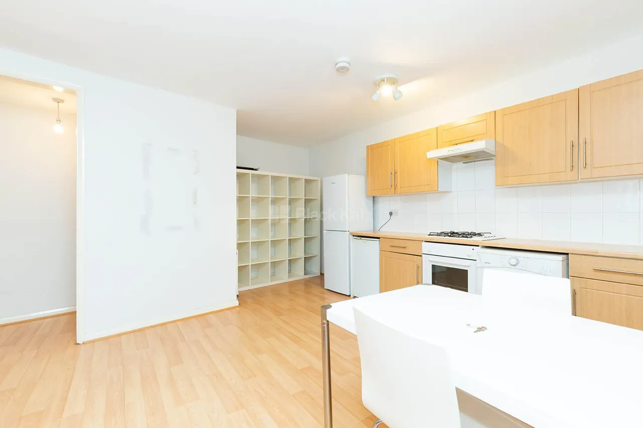 Windus Road, N16, photo 7