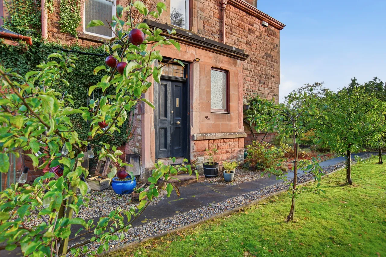 St Andrews Drive, Pollokshields, G41, photo 19