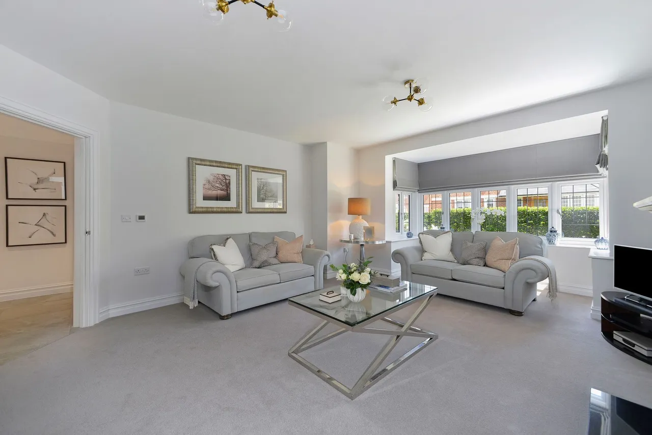 Newlands, Cranleigh, GU6, photo 8