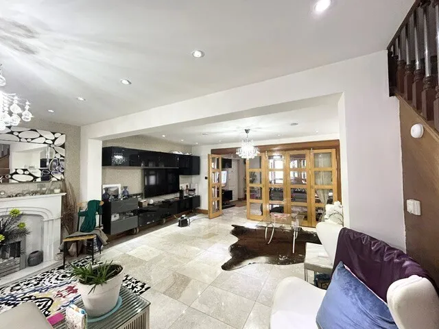 Crow Lane, Romford, RM7, photo 9