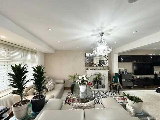 Crow Lane, Romford, RM7, photo 8