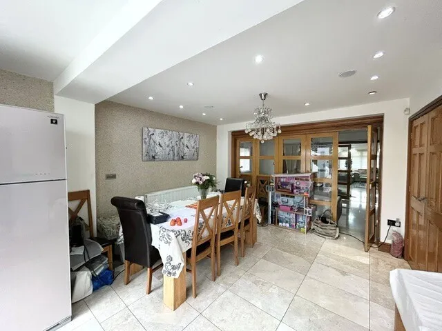 Crow Lane, Romford, RM7, photo 21