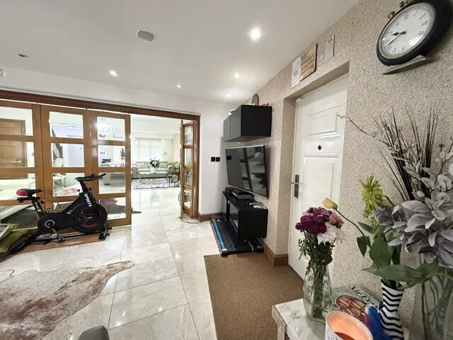 Crow Lane, Romford, RM7, photo 20