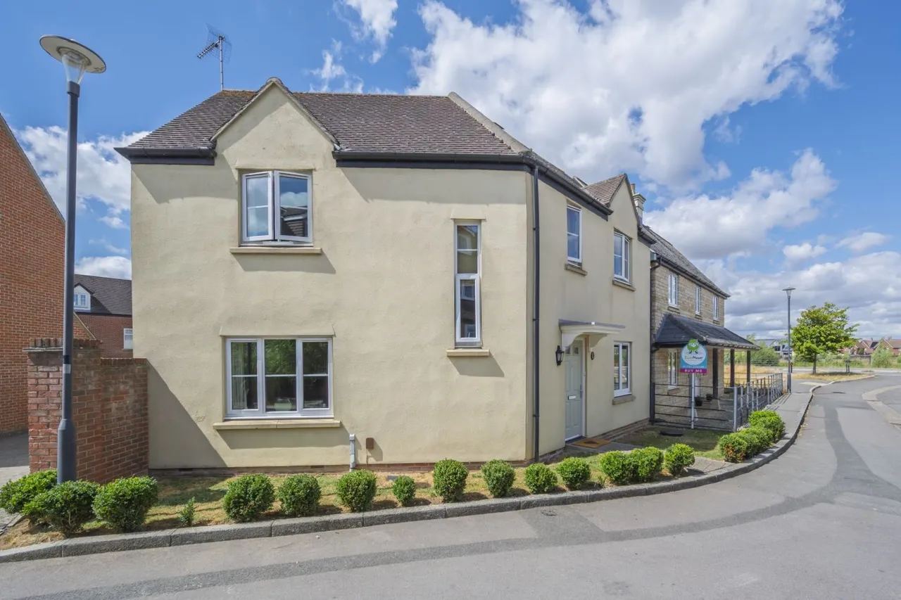 Fawley Close, Swindon, SN25, photo 27