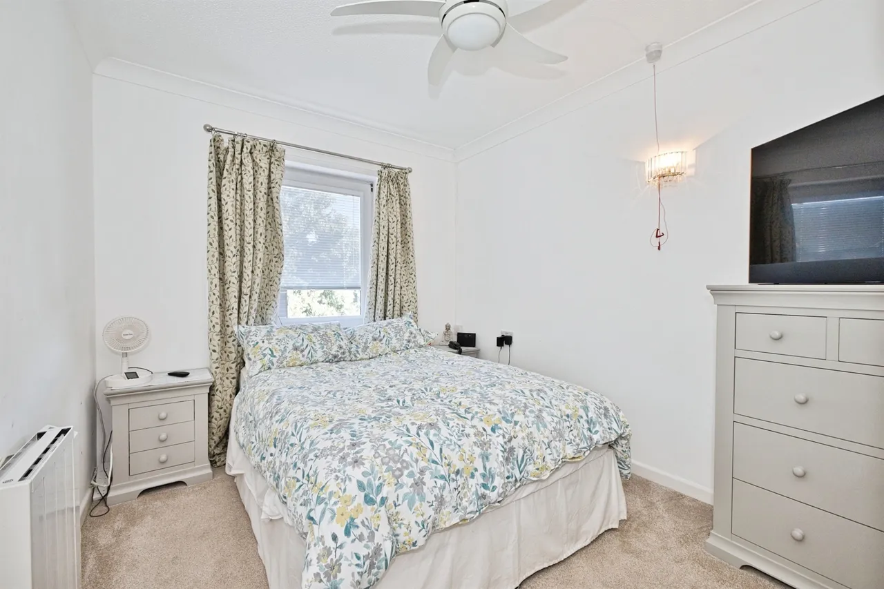 Priory Road, Wells, BA5, photo 12