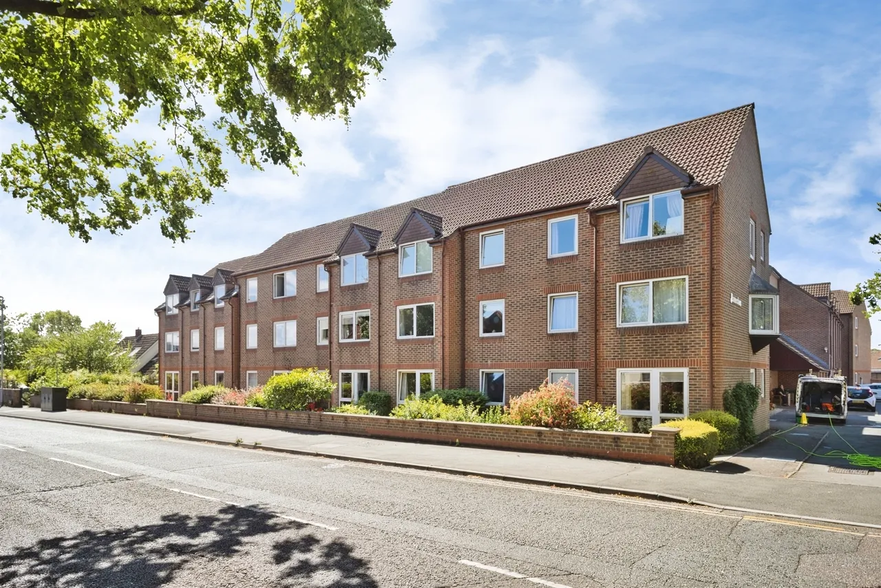 Priory Road, Wells, BA5, photo 15