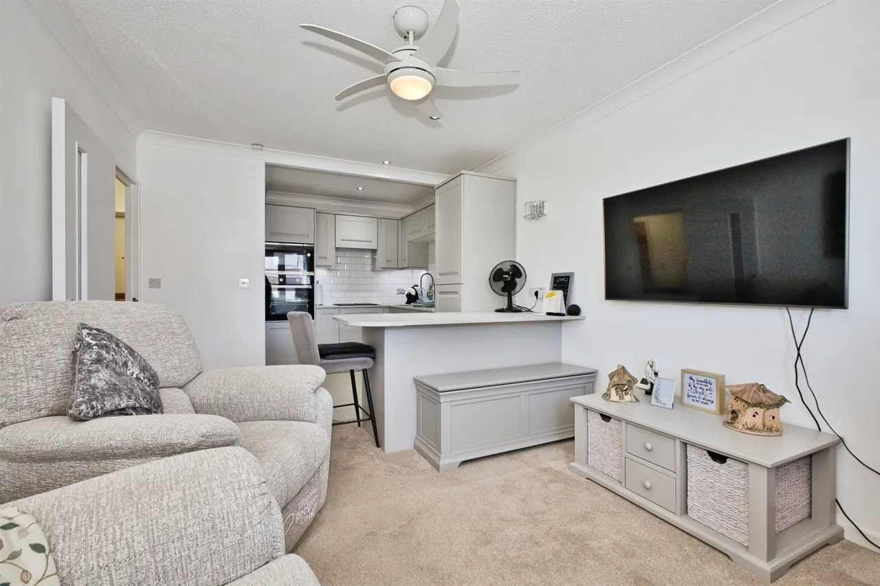 Priory Road, Wells, BA5, photo 4