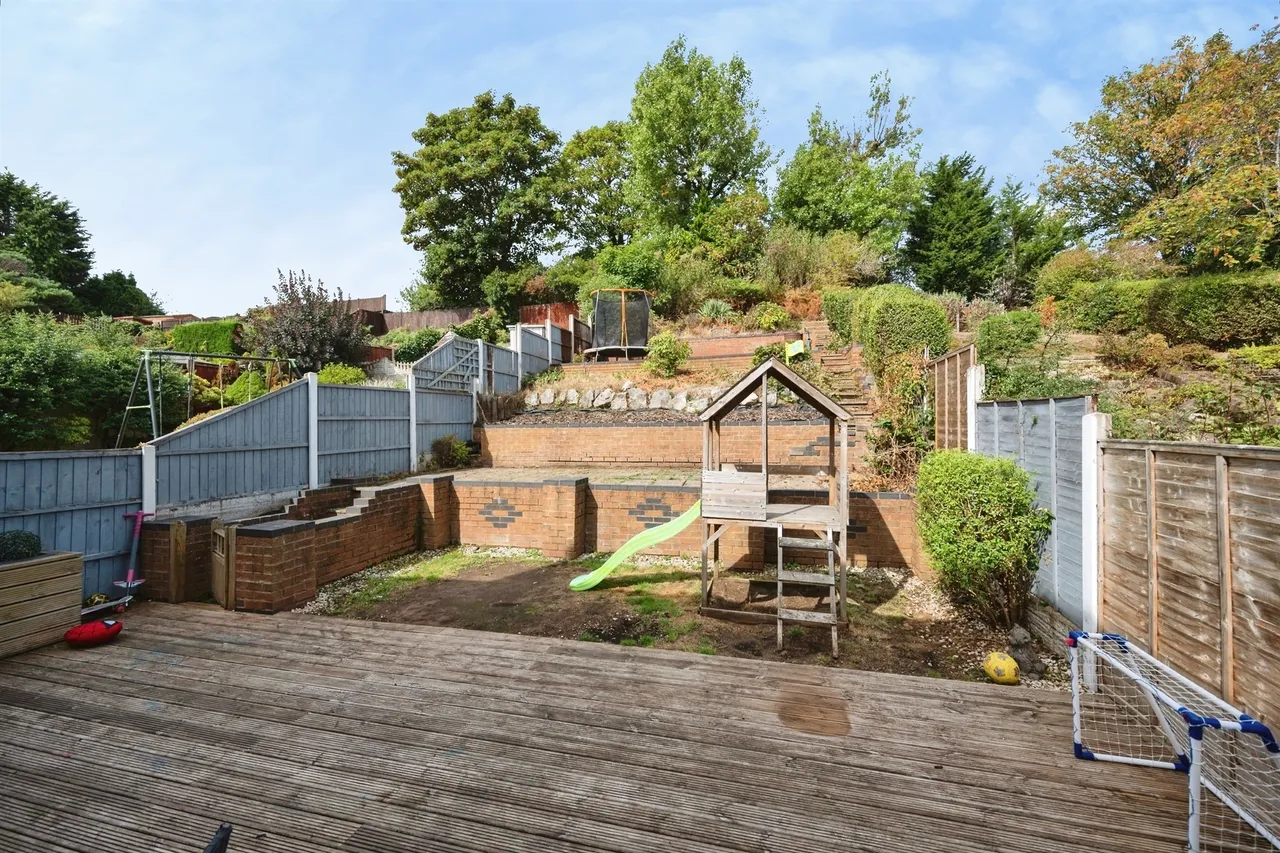 Charlemont Avenue, West Bromwich, B71, photo 14