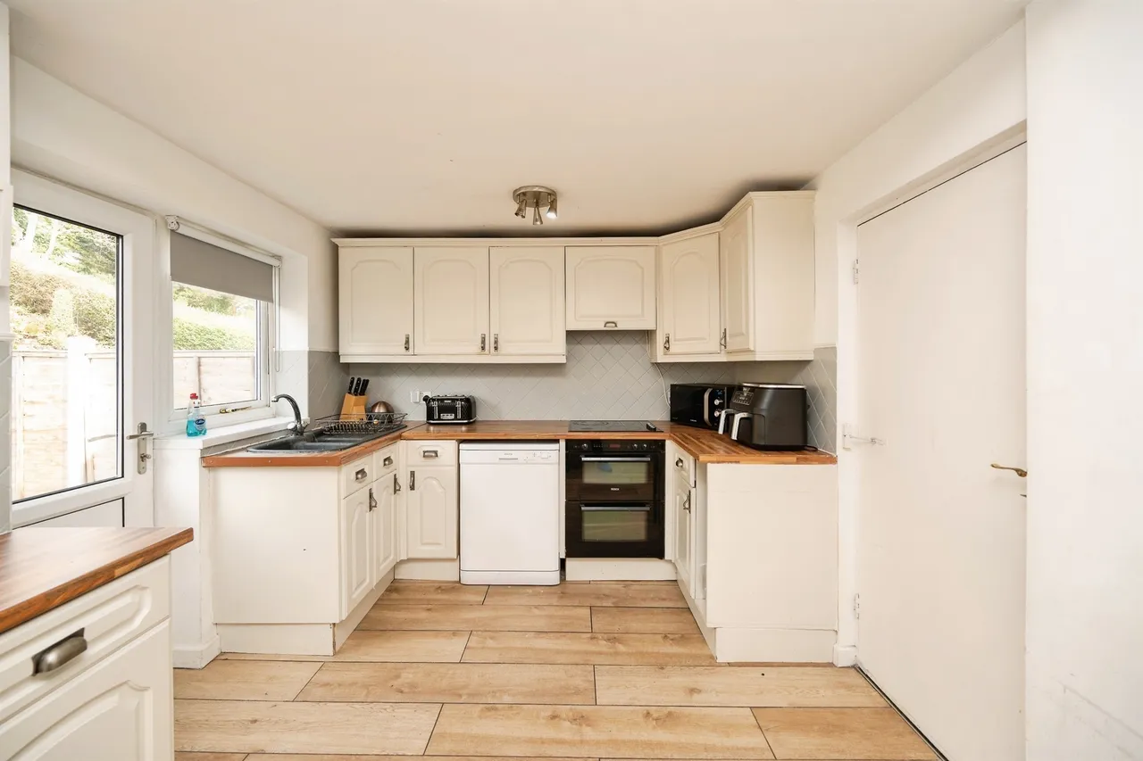Charlemont Avenue, West Bromwich, B71, photo 4