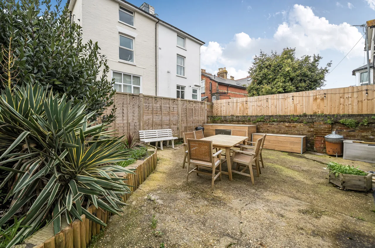 Waverley Road, Southsea, PO5, photo 8