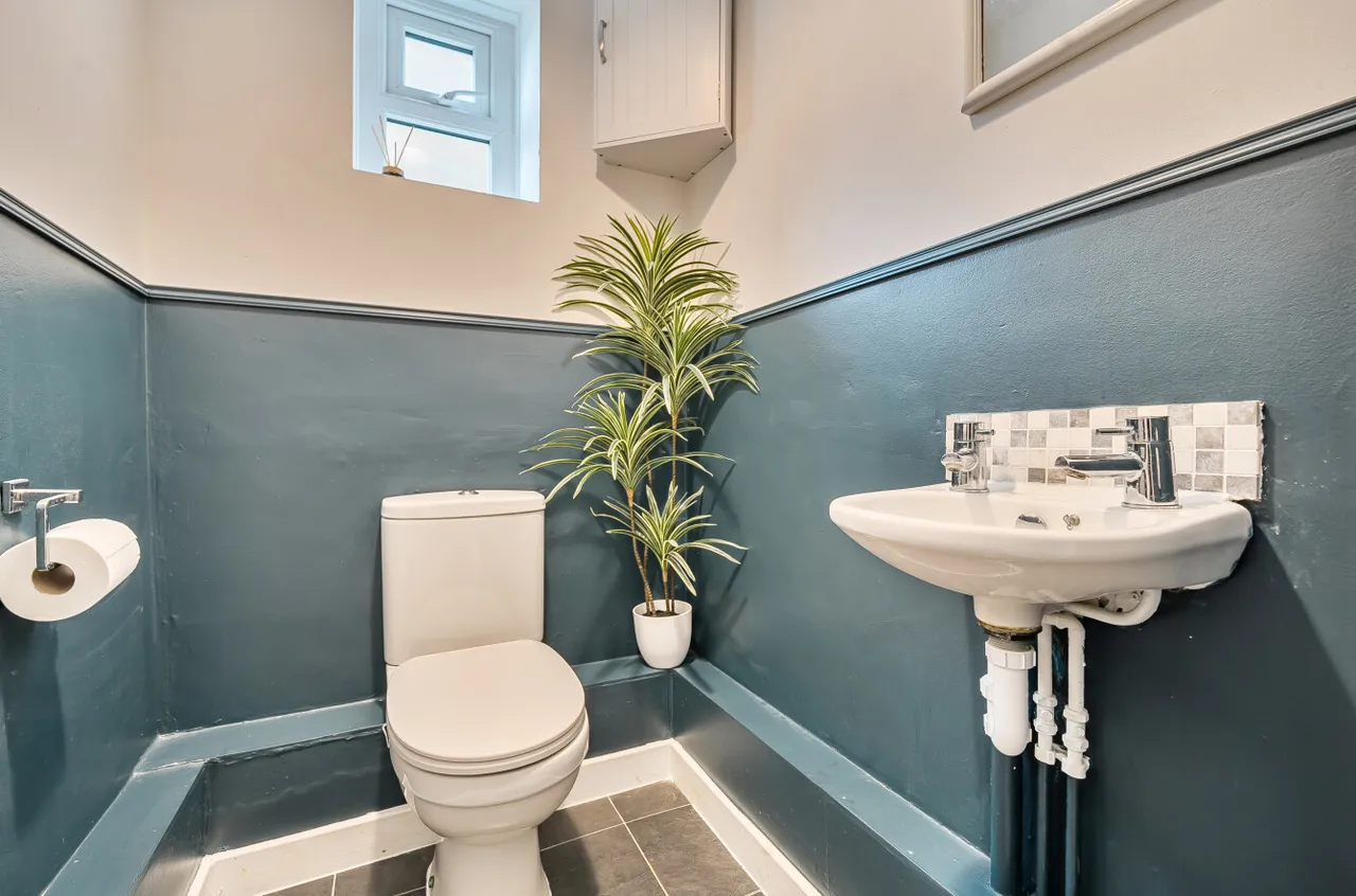 Waverley Road, Southsea, PO5, photo 9