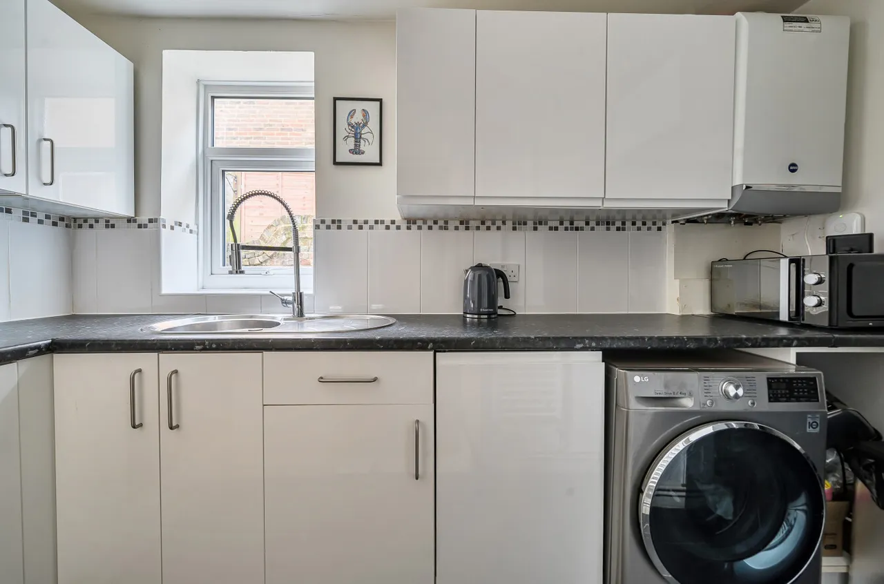 Waverley Road, Southsea, PO5, photo 10