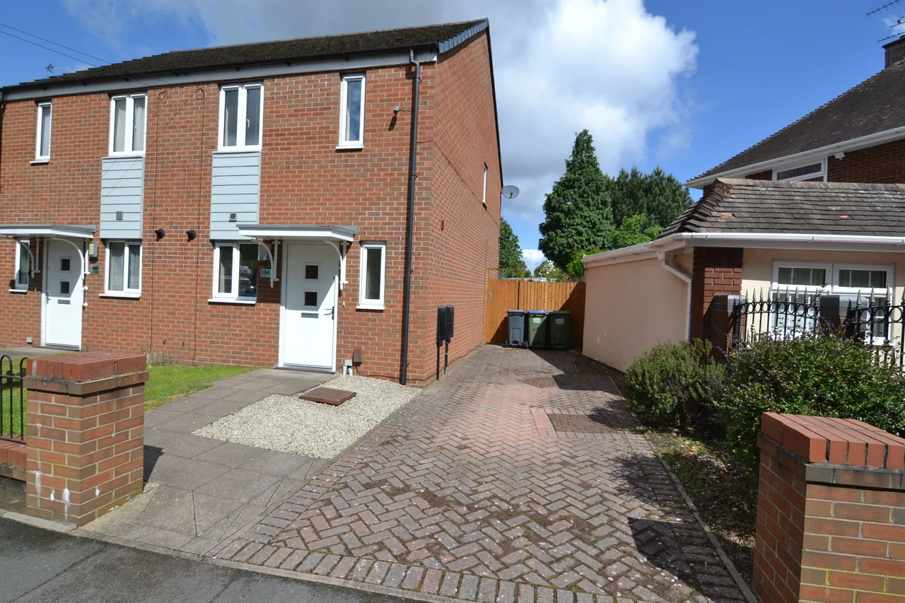 Brickhouse Lane, West Bromwich, West Midlands, B70 0EA, photo 2