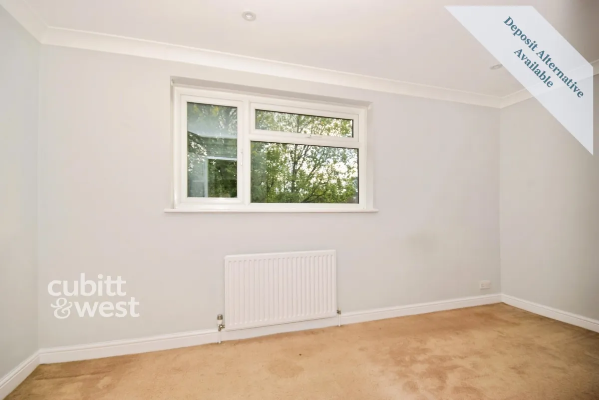 AVAILABLE NOW! Sycamore Drive, East Grinstead, RH19, photo 9