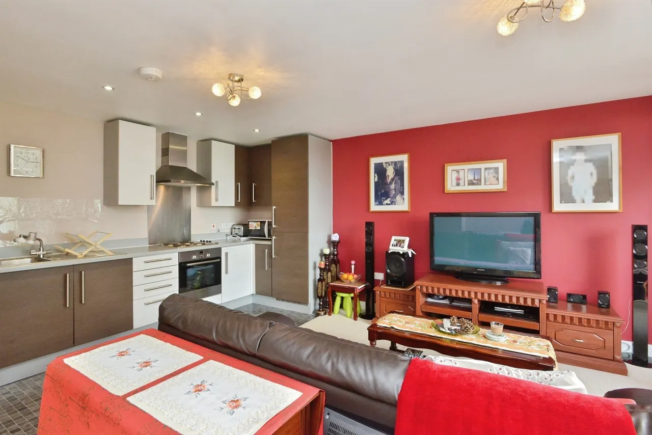 South Row, Milton Keynes, MK9, photo 5