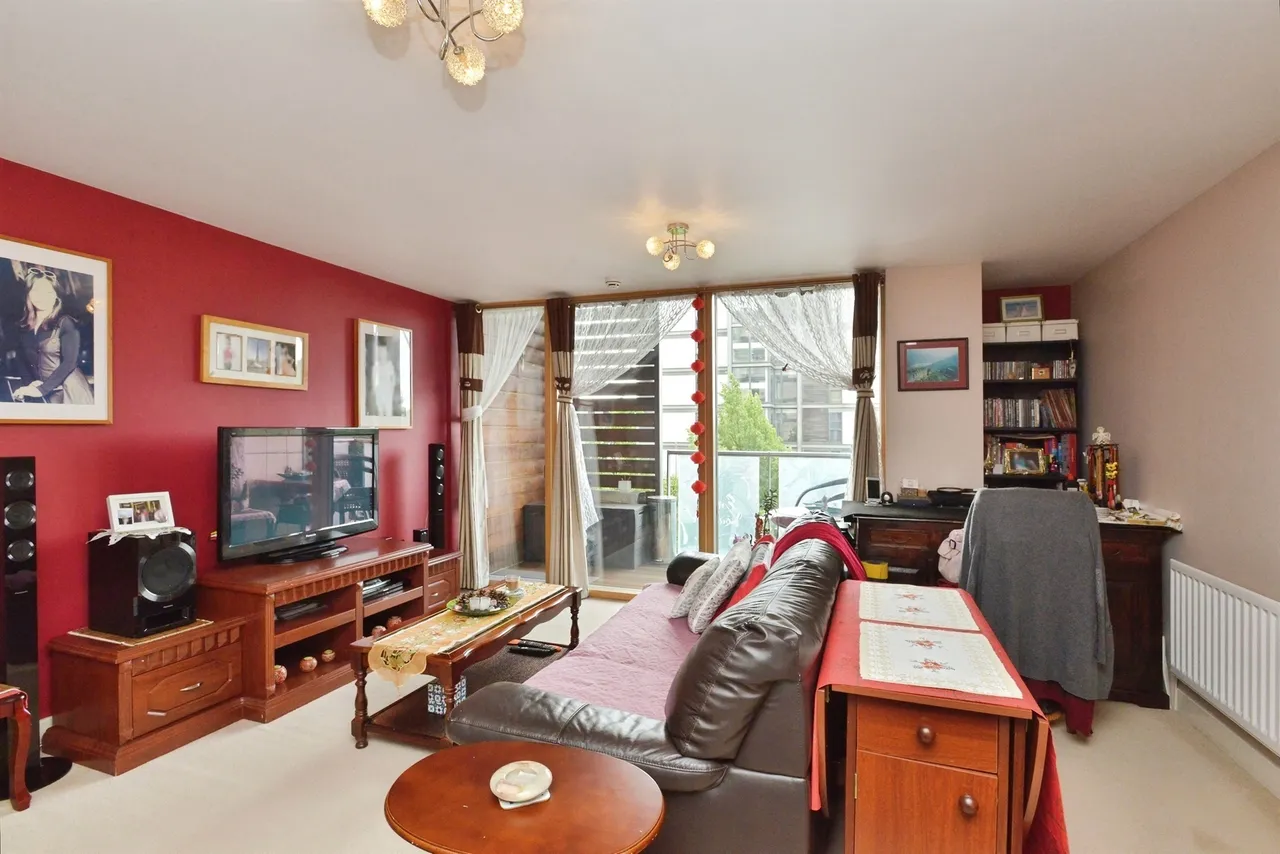 South Row, Milton Keynes, MK9, photo 7