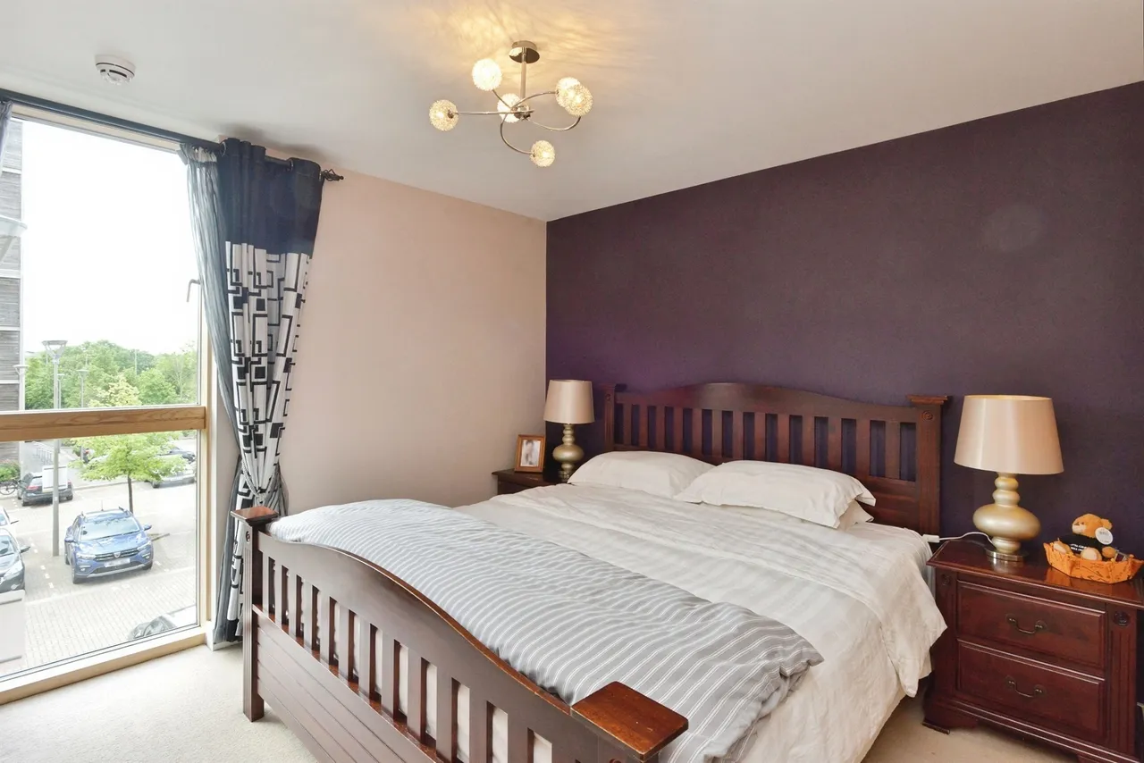 South Row, Milton Keynes, MK9, photo 12