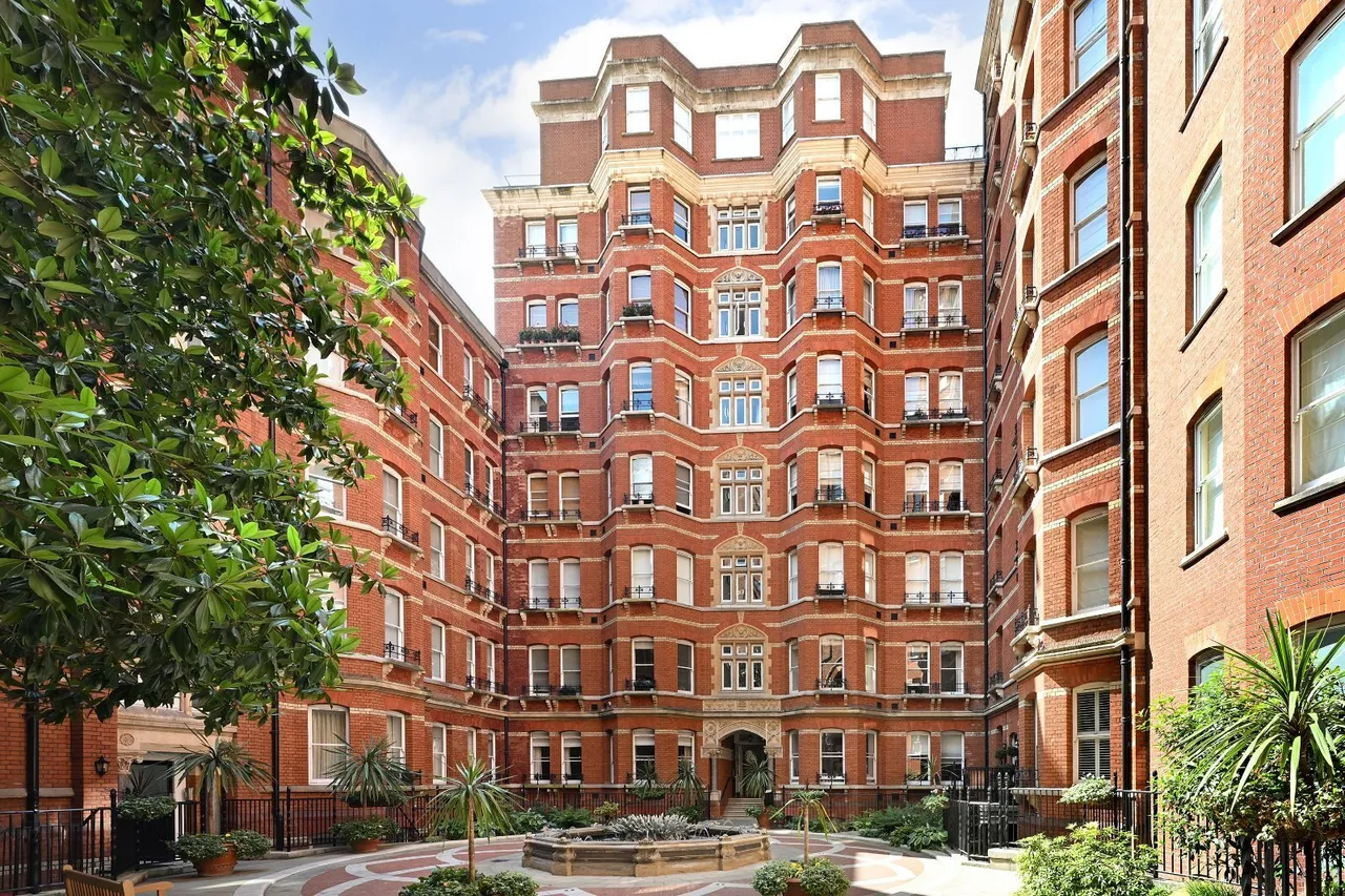 Victoria Street, London, SW1H, photo 8