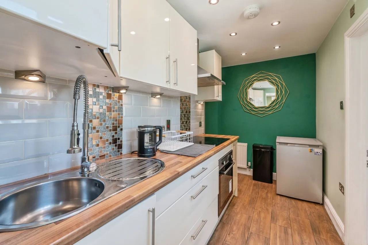 London Road, Grays, Essex, RM20, photo 11