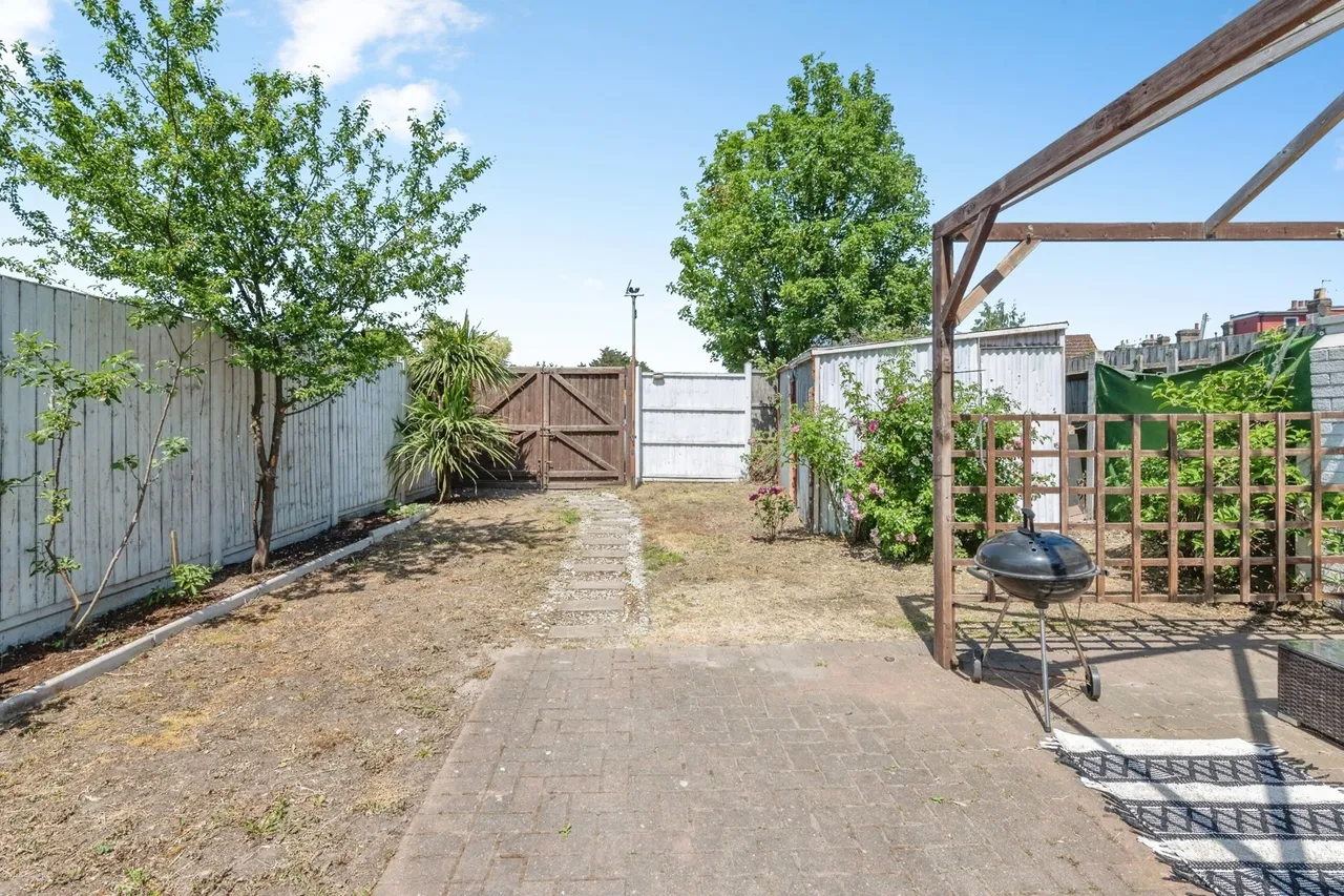 London Road, Grays, Essex, RM20, photo 17