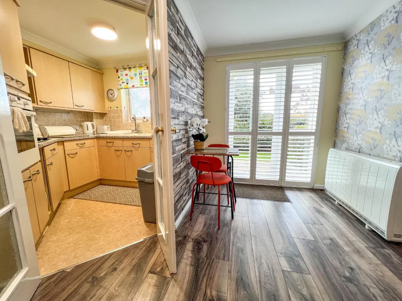 Camsell Court, Framwellgate Moor, DH1, photo 3
