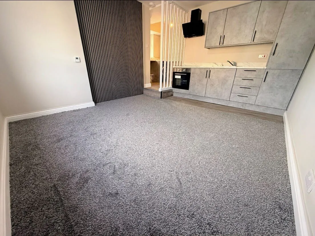1 bed house to rent, The Combs, Dewsbury, WF12