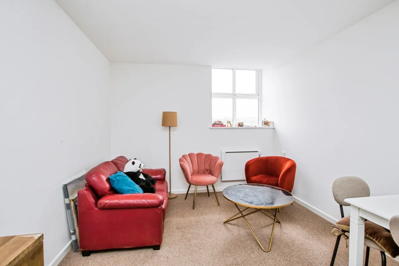 Pellon Lane, Halifax, West Yorkshire, HX1, photo 9
