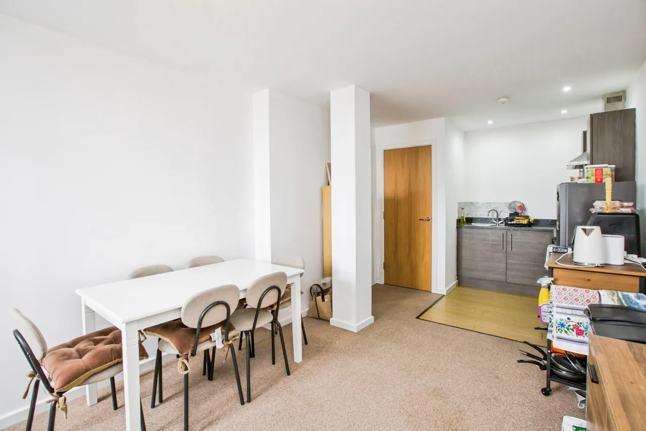 Pellon Lane, Halifax, West Yorkshire, HX1, photo 8