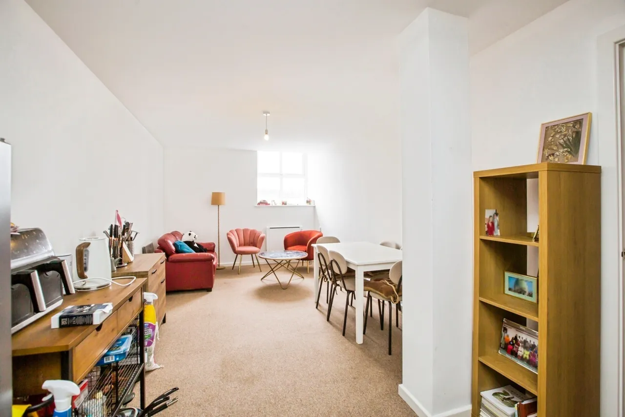 Pellon Lane, Halifax, West Yorkshire, HX1, photo 14
