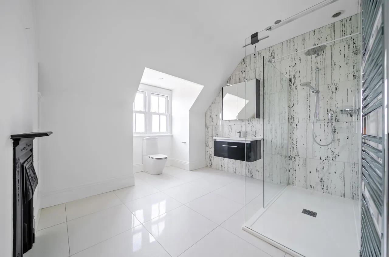 Brighton Road, Worthing, BN11, photo 11