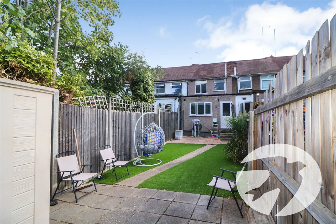 Parkside Avenue, Bexleyheath, DA7, photo 15