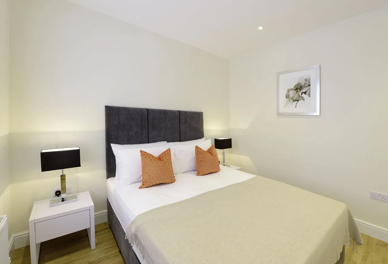205a Hamlet Gardens, London, photo 5