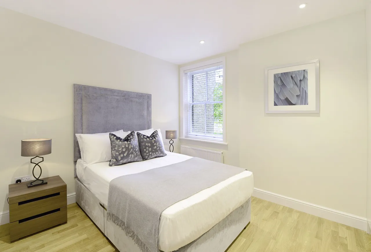 205a Hamlet Gardens, London, photo 4