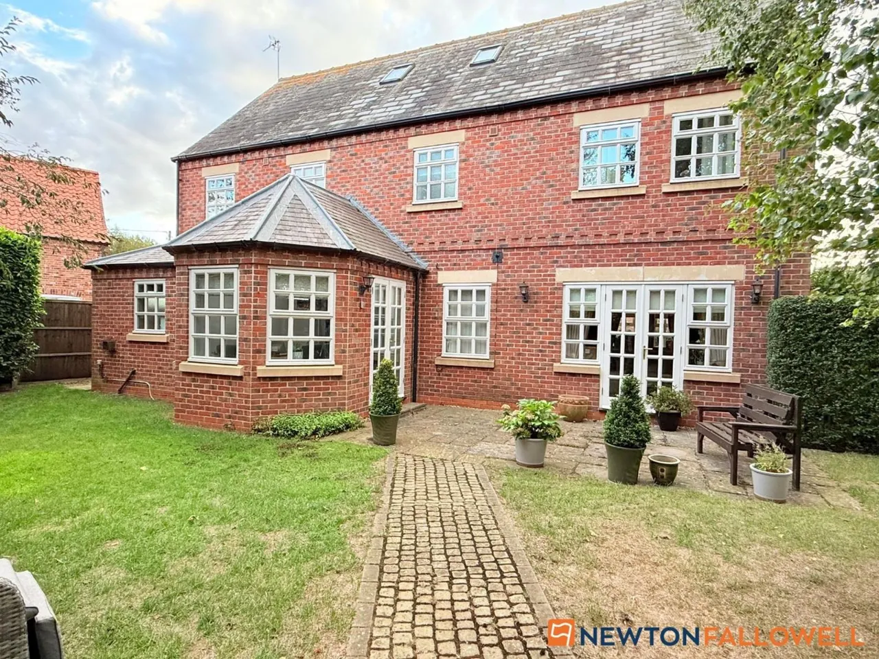 Bells Court, Carlton-Le-Moorland, LN5, photo 26