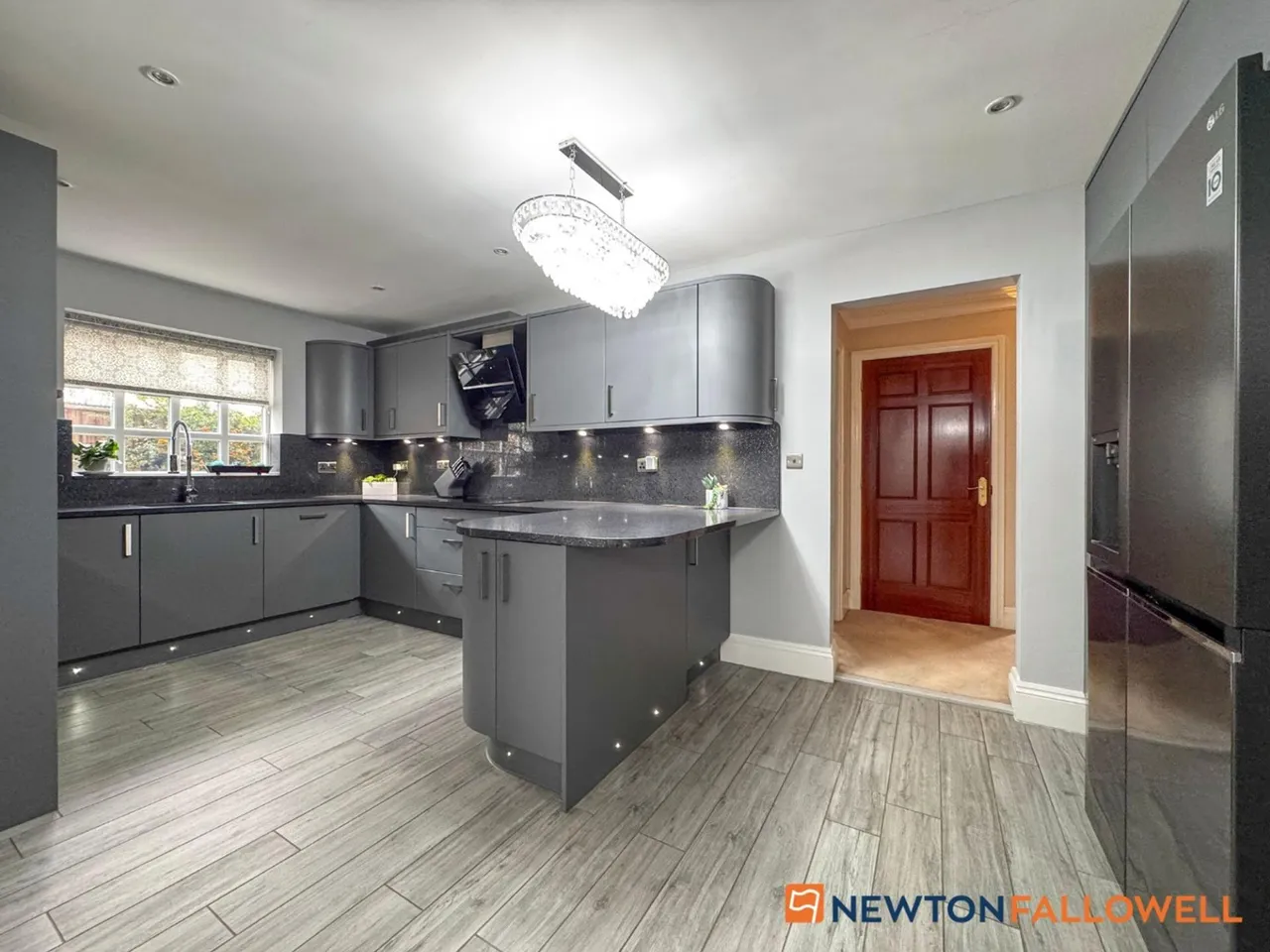 Bells Court, Carlton-Le-Moorland, LN5, photo 2
