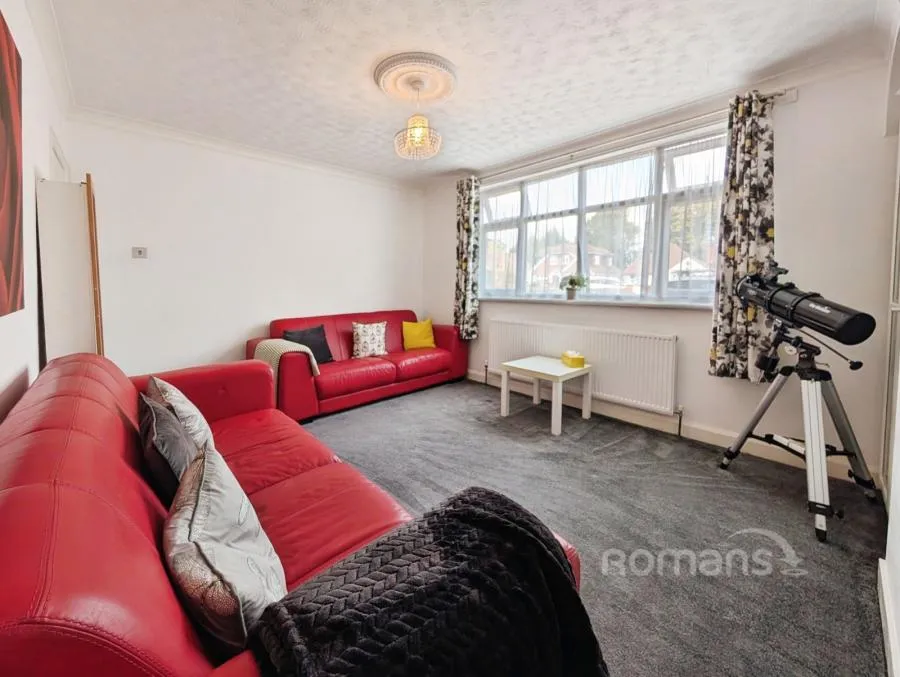 Beech Lane, Earley, RG6, photo 4