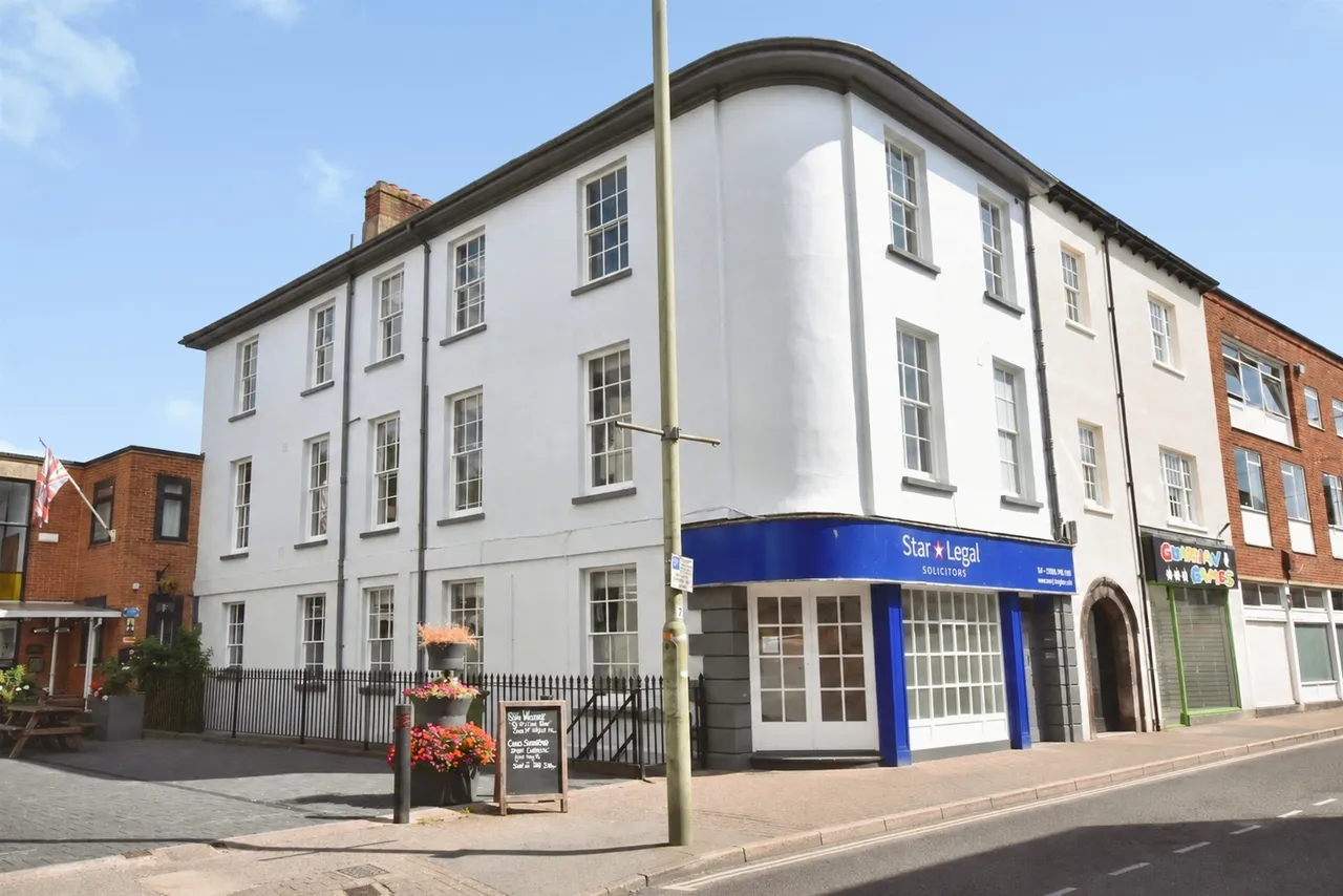 1 bed flat for sale — Bampton Street, Tiverton
