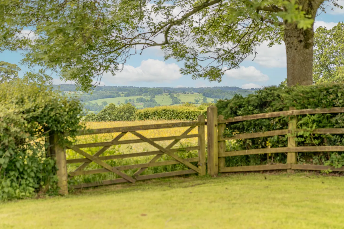 Hazelwood, Belper, DE56, photo 3