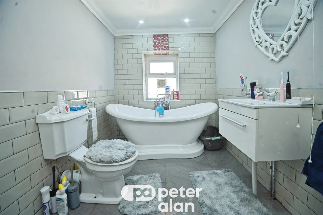 Matthews Street, Port Talbot, SA13, photo 6