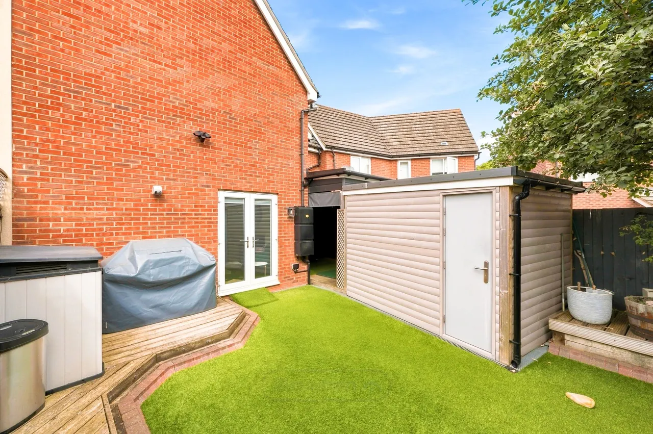 Empress Matilda Gardens, Old Wolverton, Milton Keynes, Milton Keynes, MK12 5FZ, photo 21