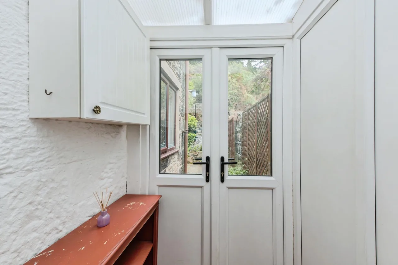 Top Heaths Row, Brown Edge, ST6, photo 11