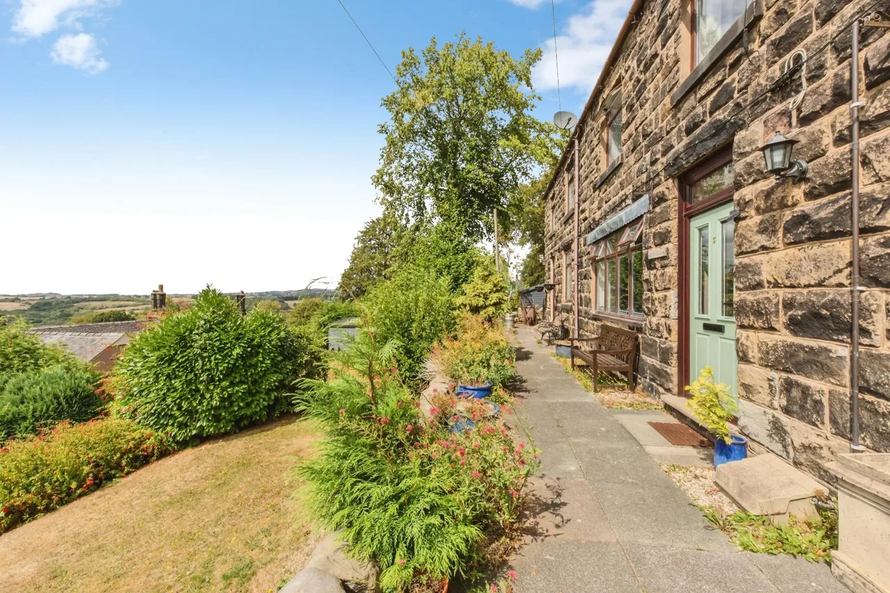 3 bed house for sale, Top Heaths Row, Brown Edge, ST6