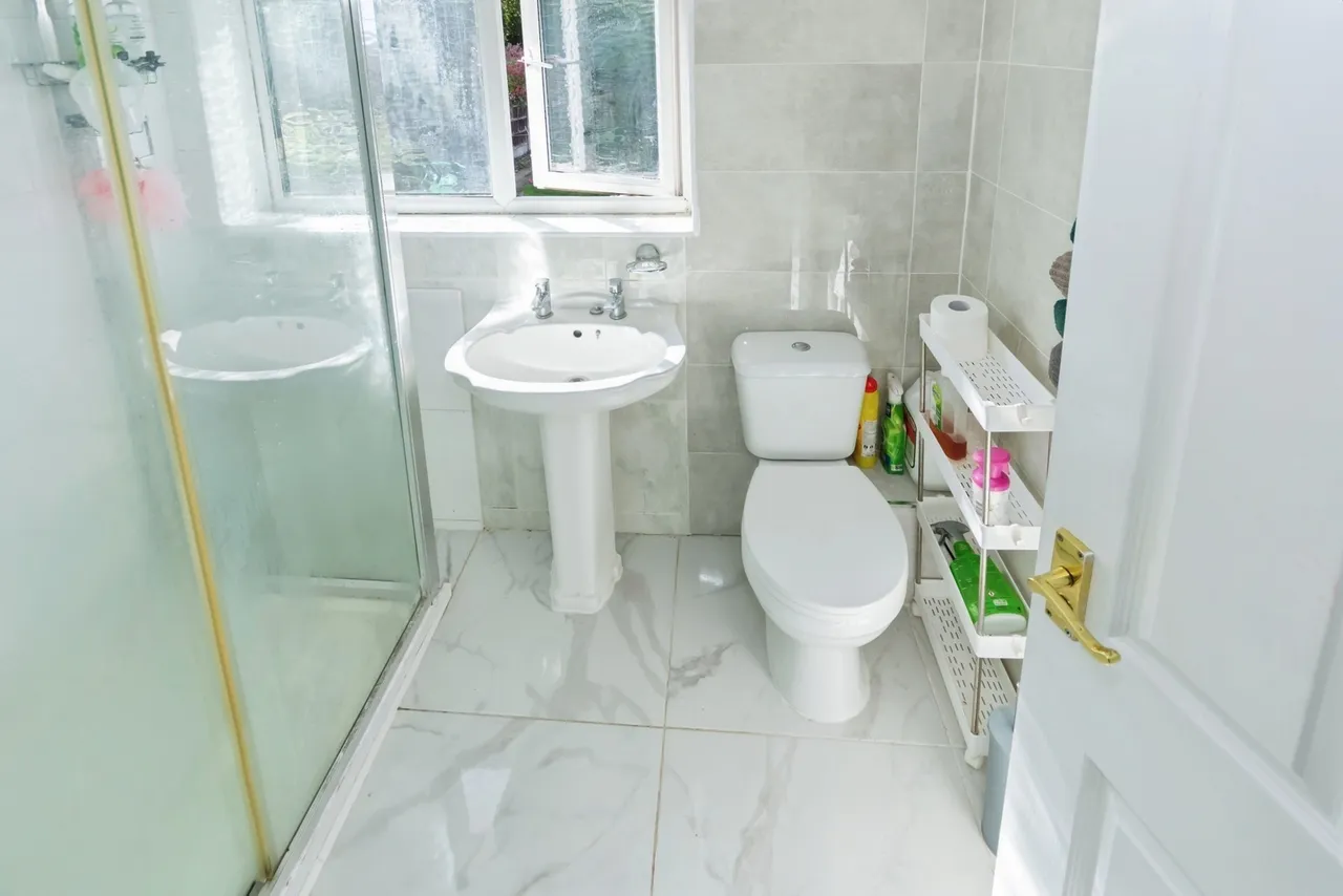 Westhouse Grove, Birmingham, B14, photo 11
