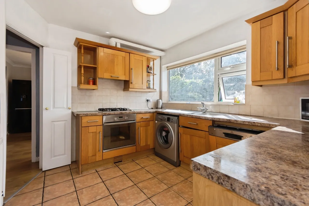 Westhouse Grove, Birmingham, B14, photo 8