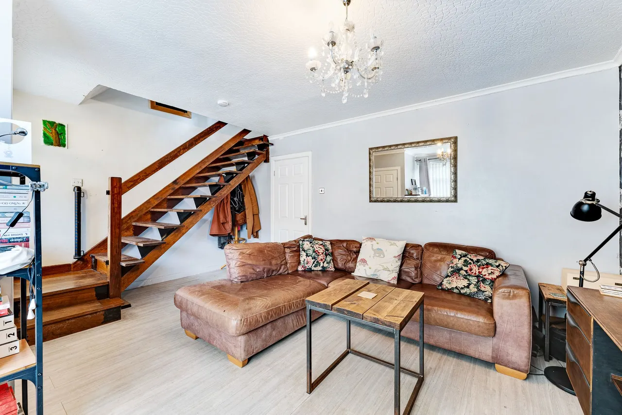 Deacon Road, Widnes, Widnes, WA8 6EG, photo 3