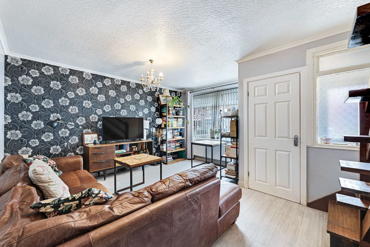 Deacon Road, Widnes, Widnes, WA8 6EG, photo 4
