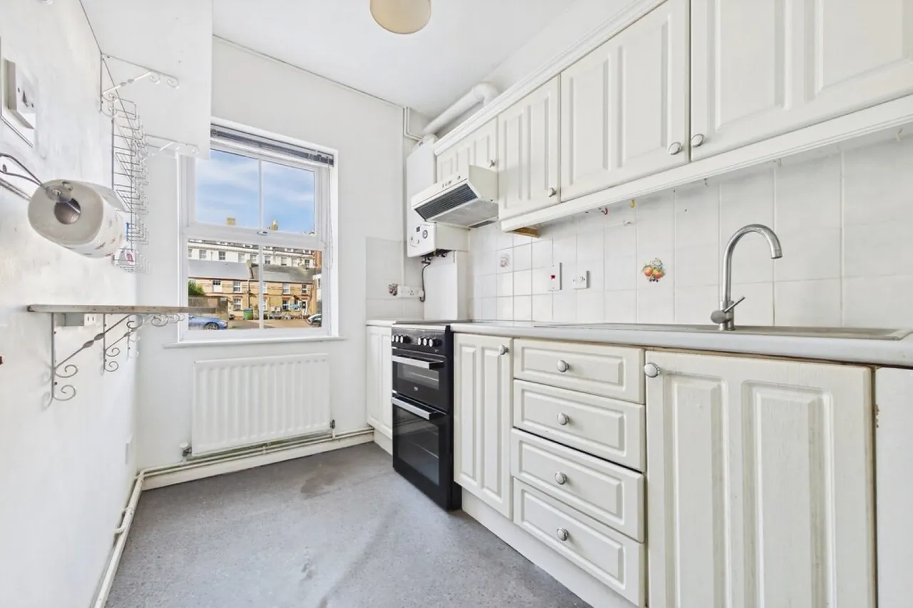 Ingles Mews, Folkestone, CT20, photo 3