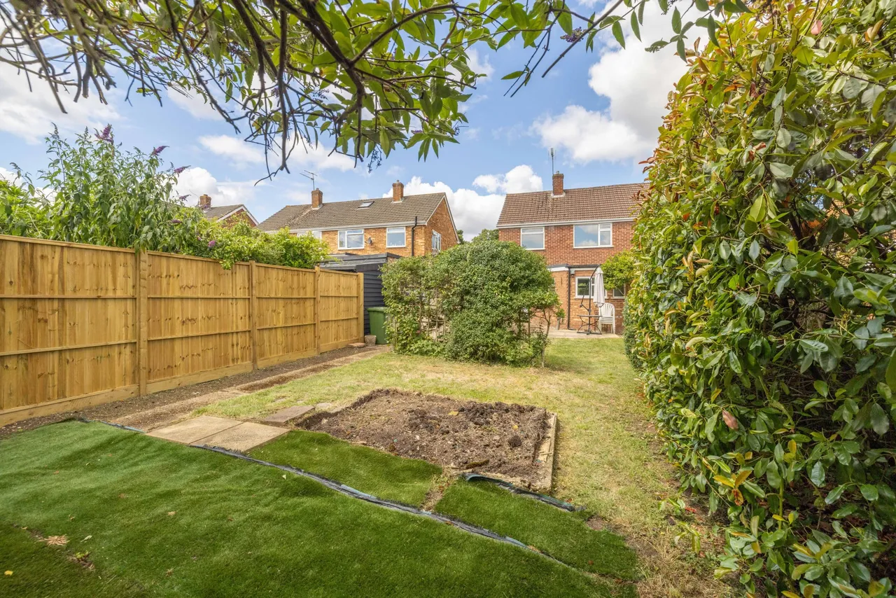 Priors Road, Windsor, Berkshire, SL4 4PD, photo 18